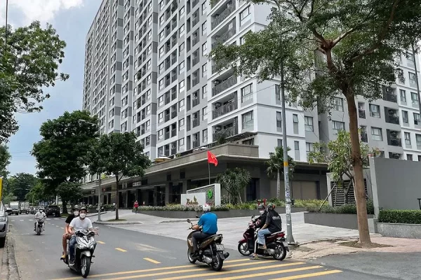 Lấn chiếm đất đai