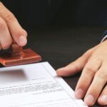 Công chứng hợp đồng mua bán đất bằng vi bằng có được không? cong-chung