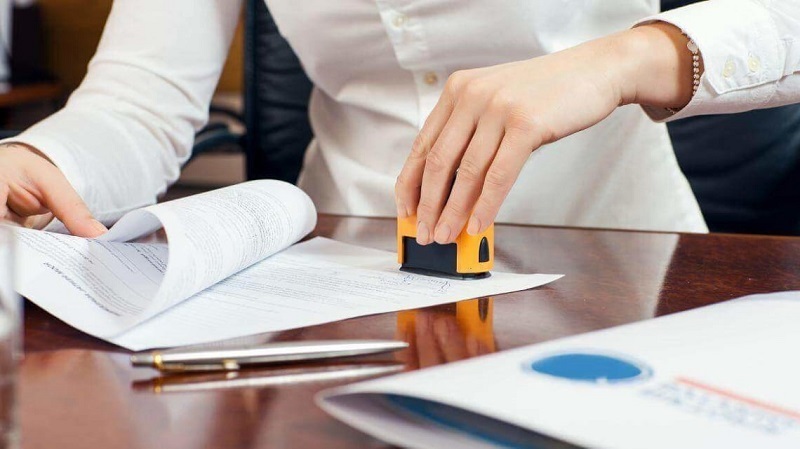 công chứng quyền thuê đất