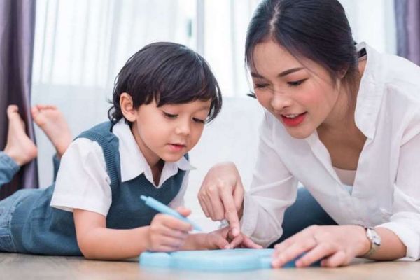 Nuôi dạy con trong thời đại