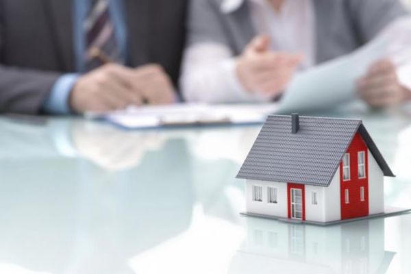 Công chứng hợp đồng thuê kho bãi