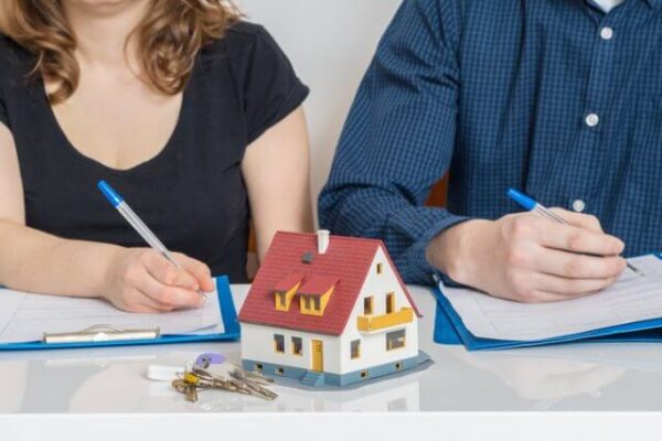 Mua bán tài sản là hàng hóa
