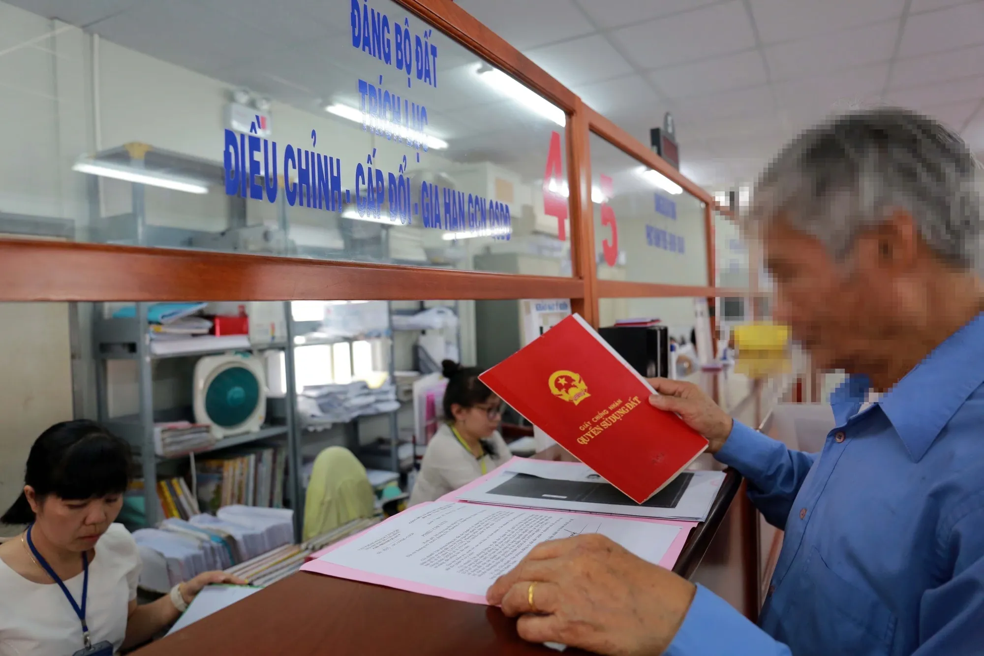 công chứng tặng cho tài sản